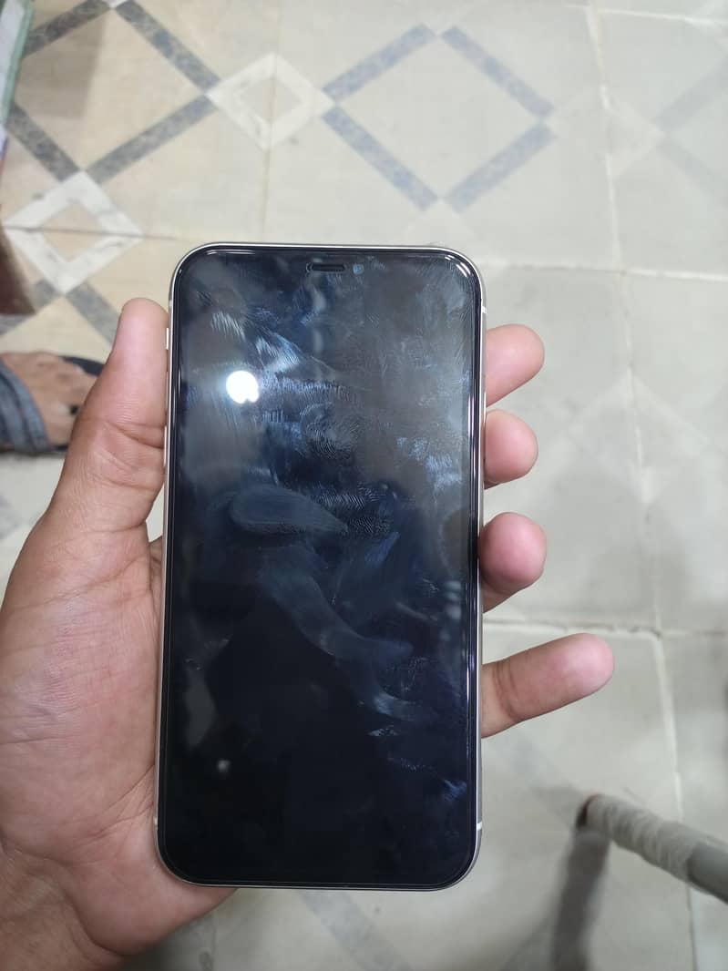 Apple iPhone 11 2