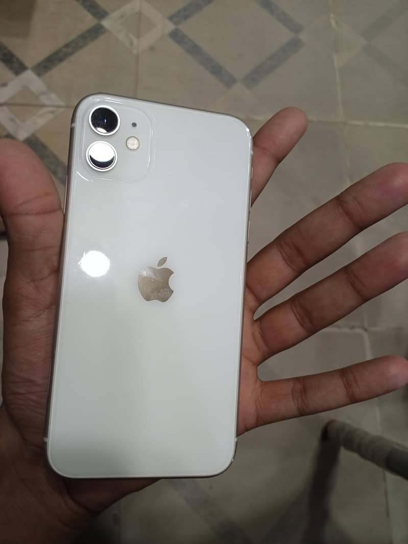 Apple iPhone 11 6