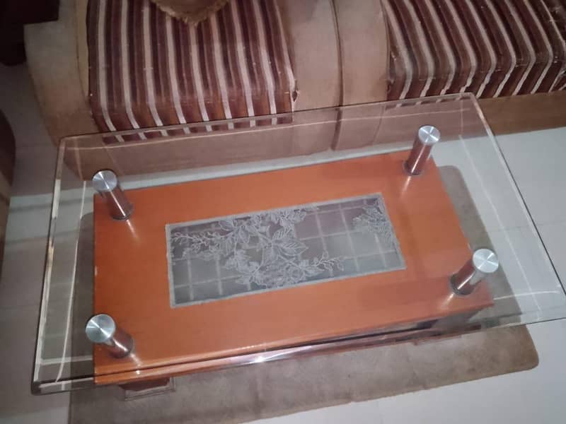 7 Seater Used Sofa Set with Table 1