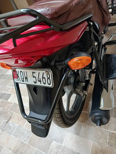 Suzuki GR 150 2025