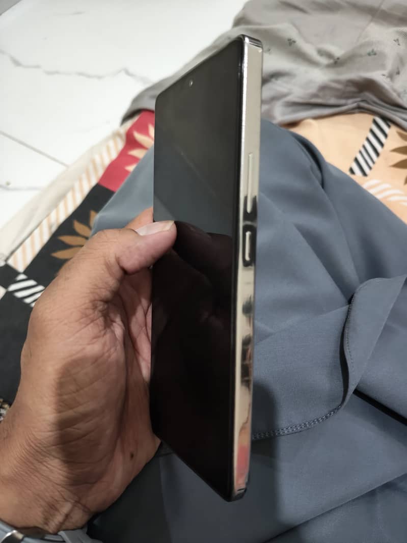 Infinix Note 40 2