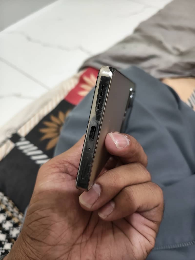 Infinix Note 40 5