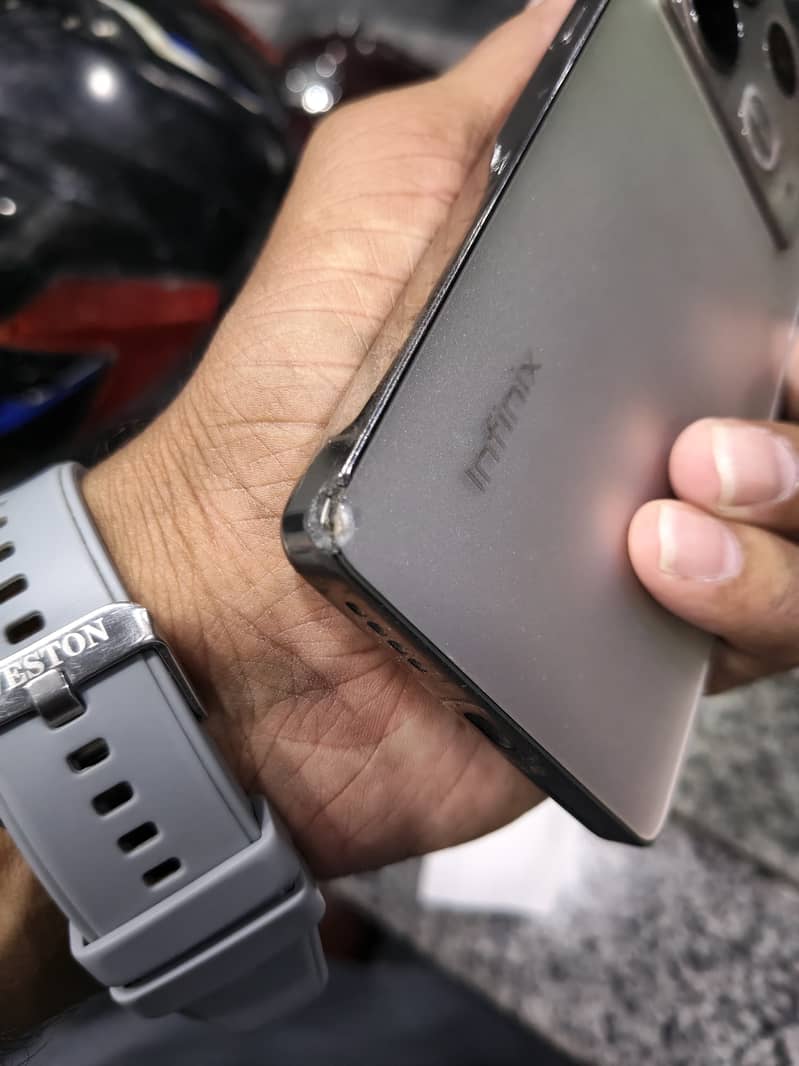 Infinix Note 40 6