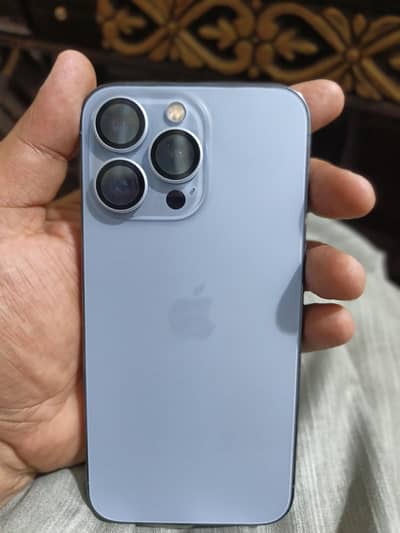 Apple iPhone 13 Pro jv