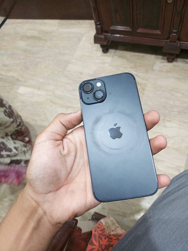 Apple iPhone 13 2