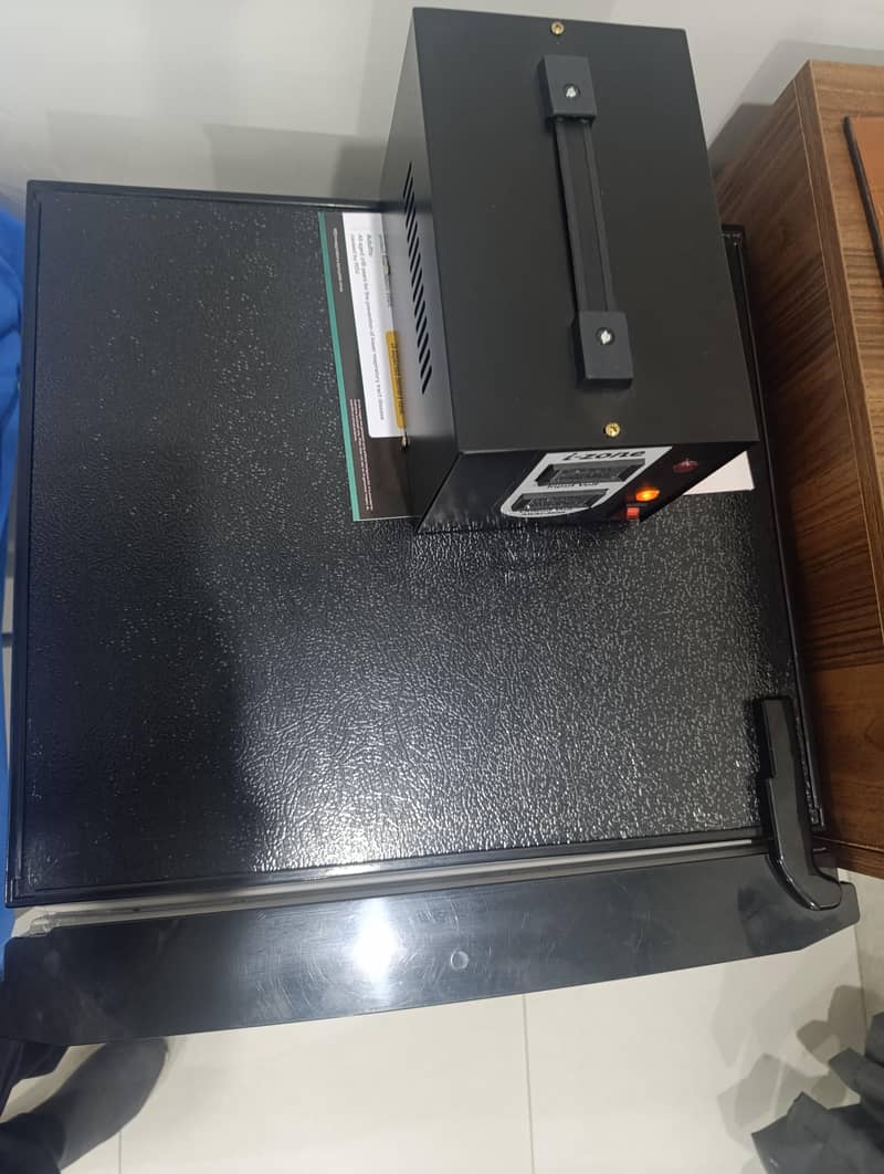 mini fridge 1