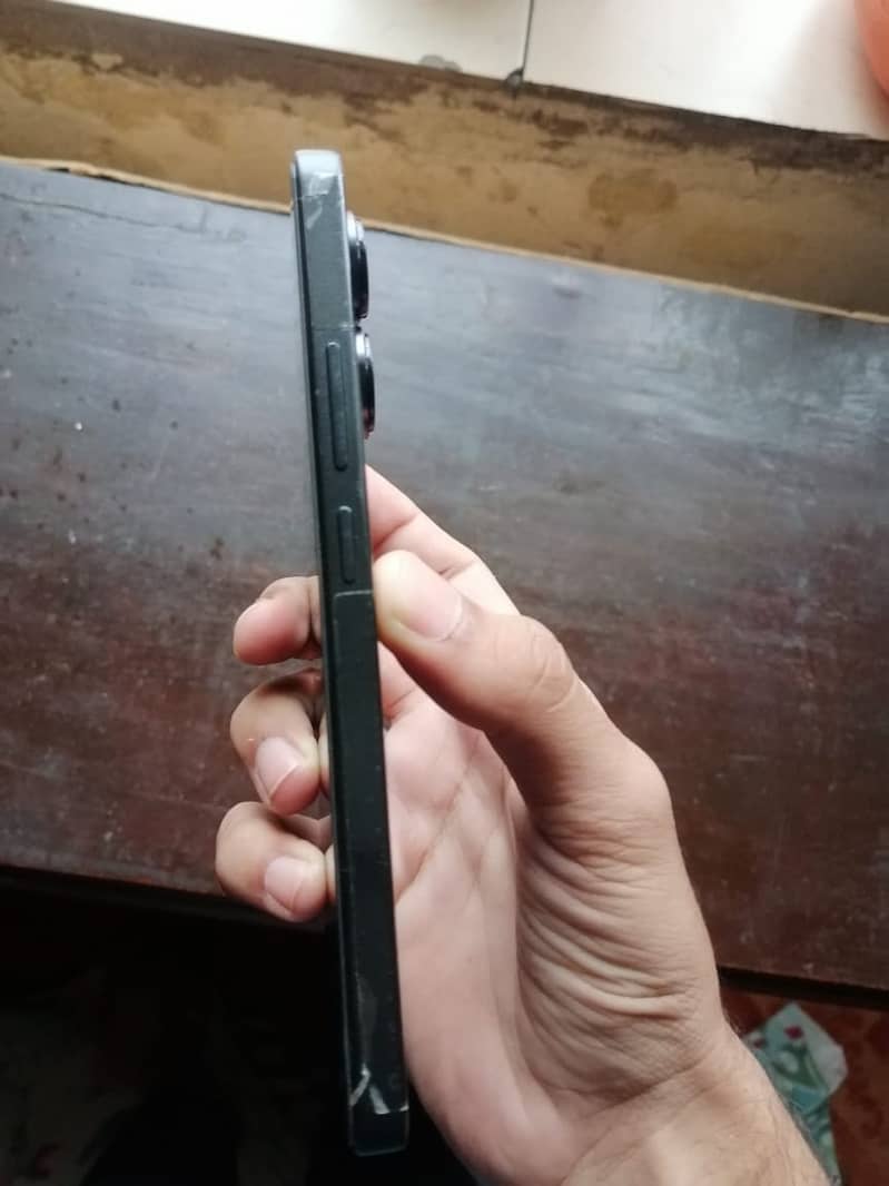 Xiaomi Redmi Note 13 4