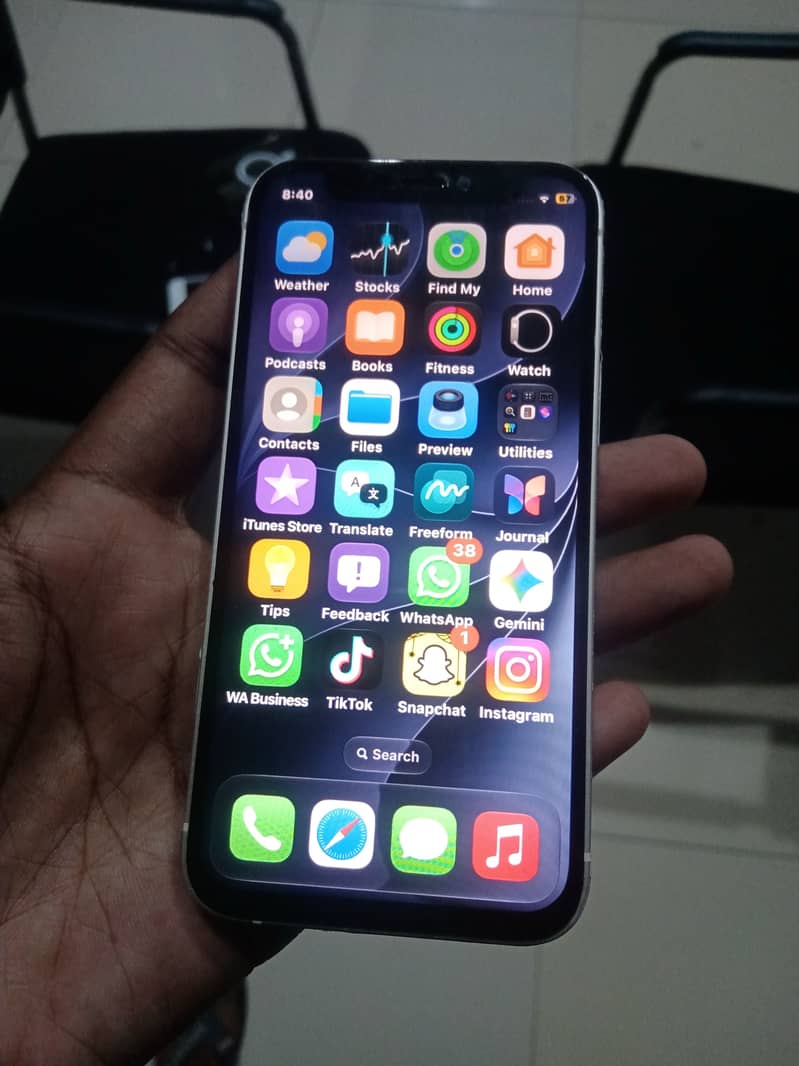Apple iPhone 12 mini 11