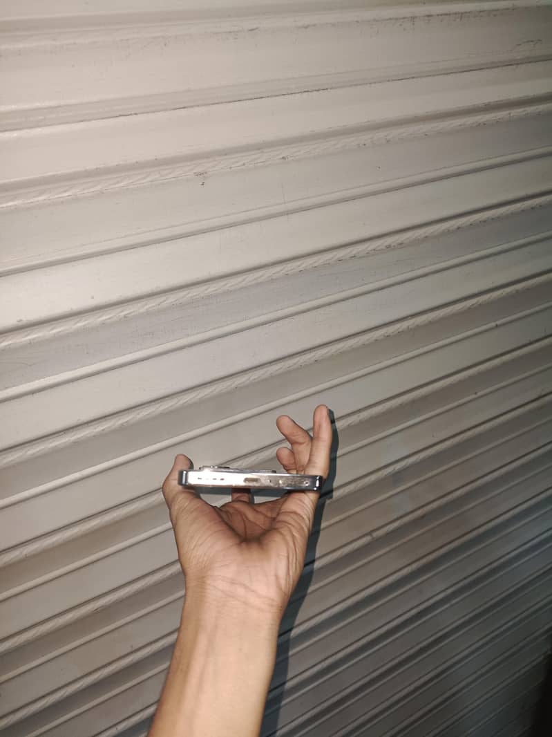 Infinix Note 40 8/256 3