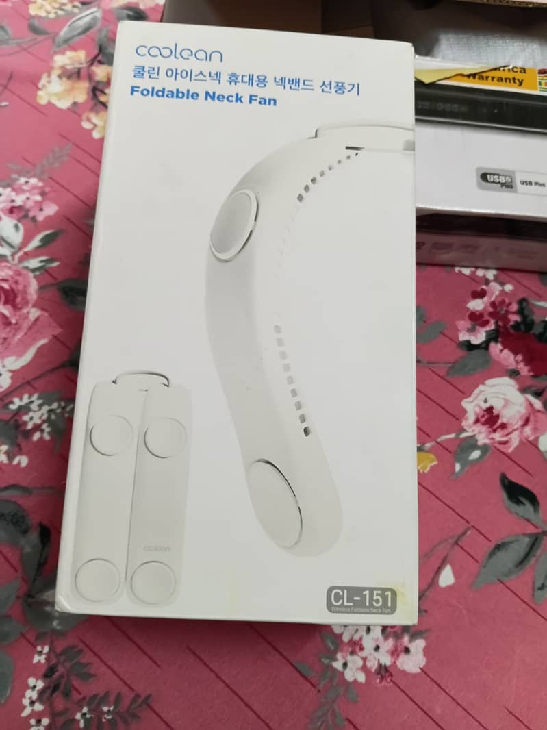Coolean CL-151 Wireless foldable neck fan 1