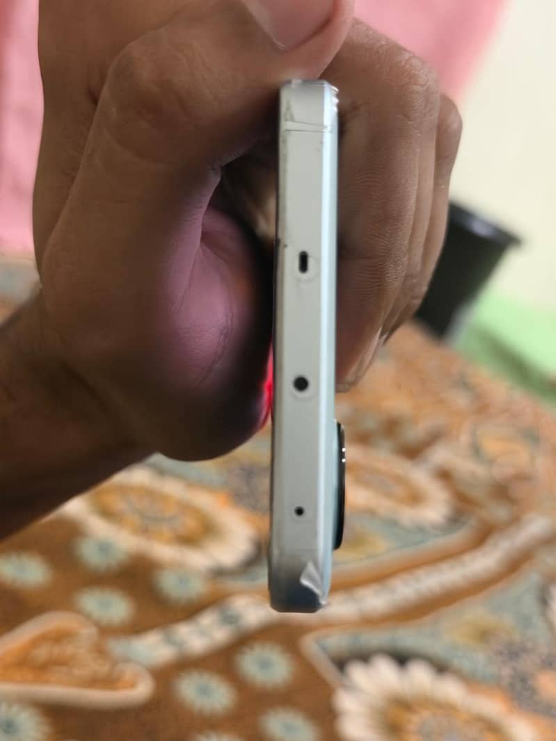 One Plus Ace 2V 2