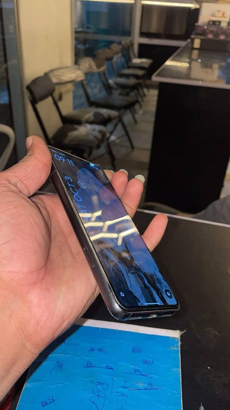 Google Pixel 8 2