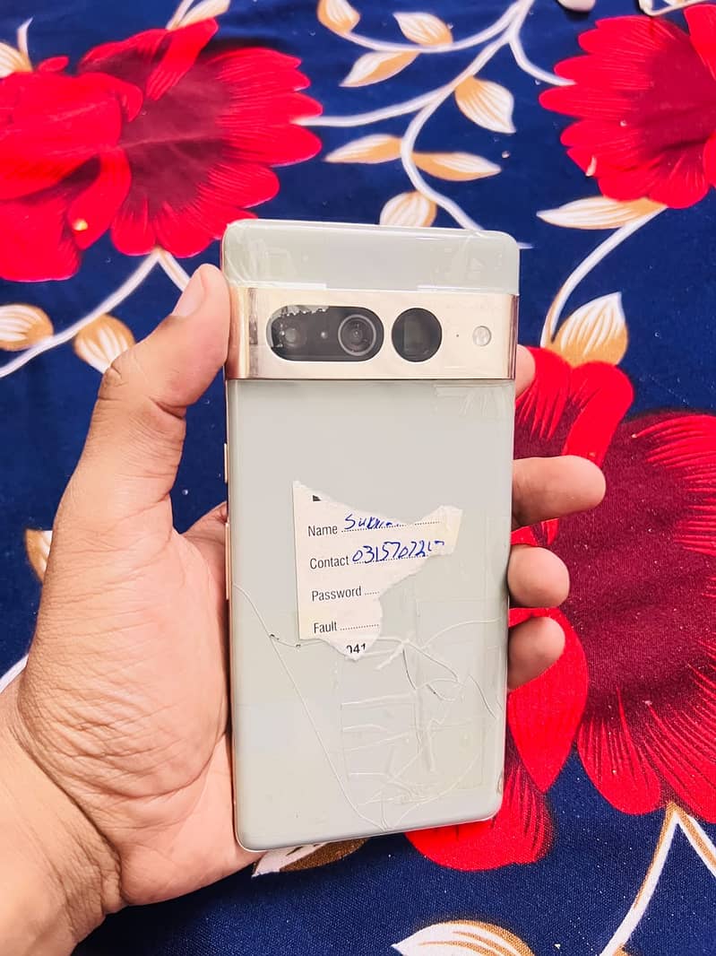 Google Pixel 7 Pro 0