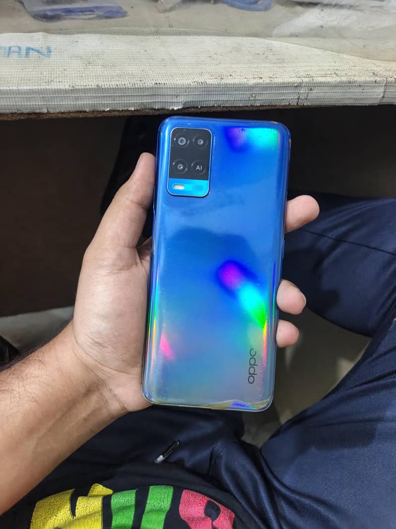OPPO A54 4
