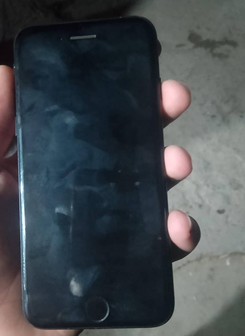 Apple iPhone 7 5