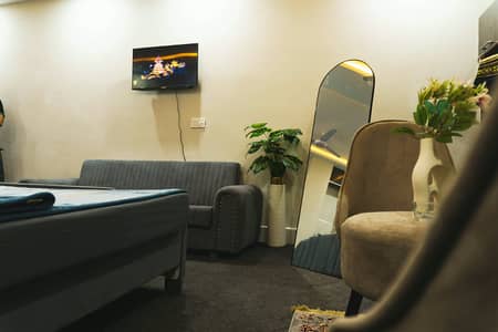 Studio 1 bed fully finished apartment per day daily weekly basic top city a block c block