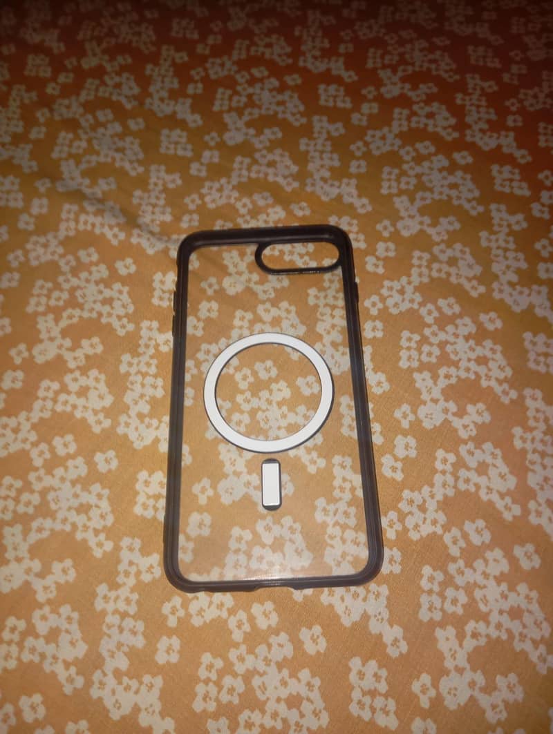 Apple iPhone 8 Plus 3