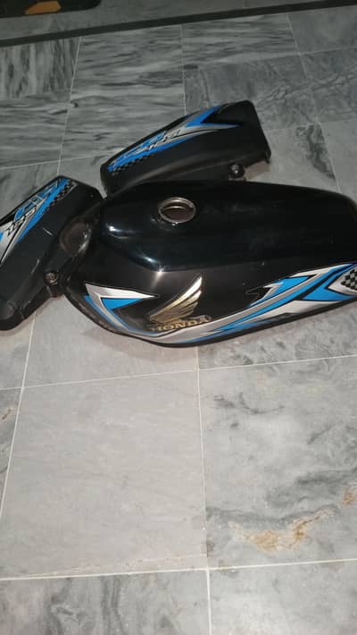 Honda 125 Tanki tappy