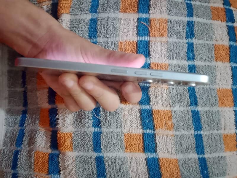 Tecno spark 40 pro 6