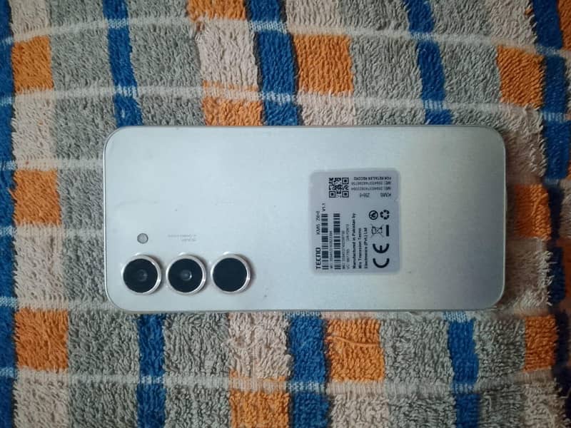 Tecno spark 40 pro 8