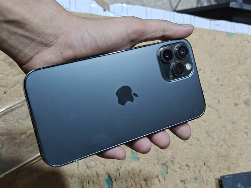 Apple iPhone 12 Pro Max 1