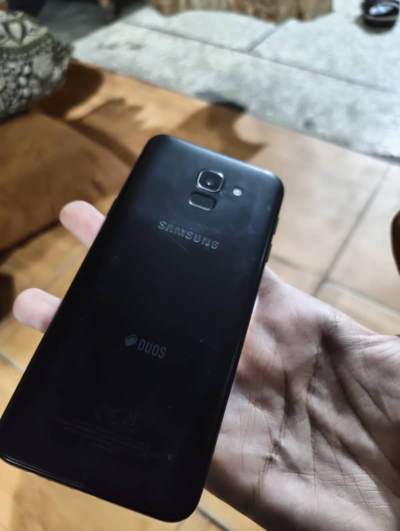 Samsung j6 1