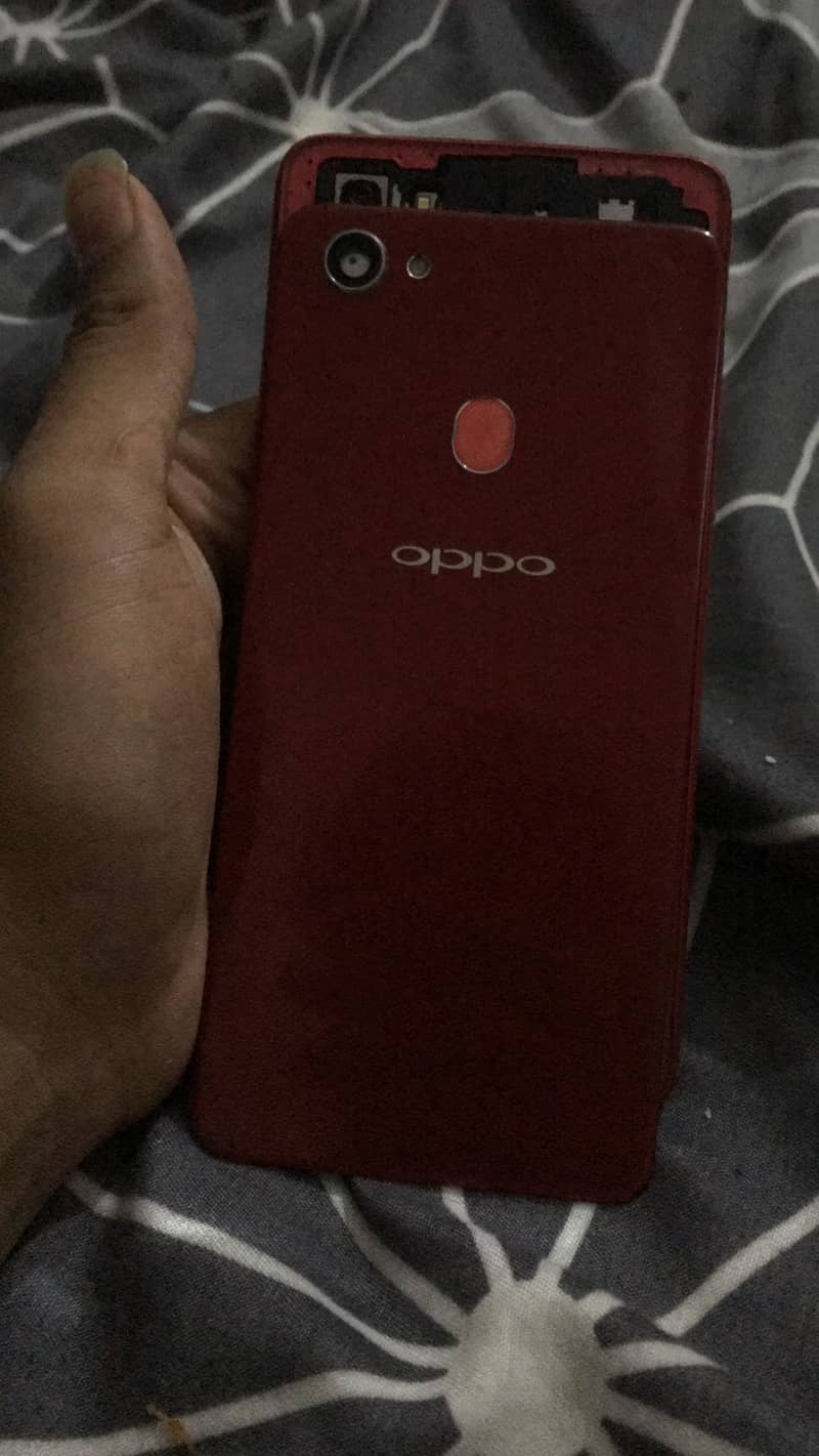 OPPO F7 0