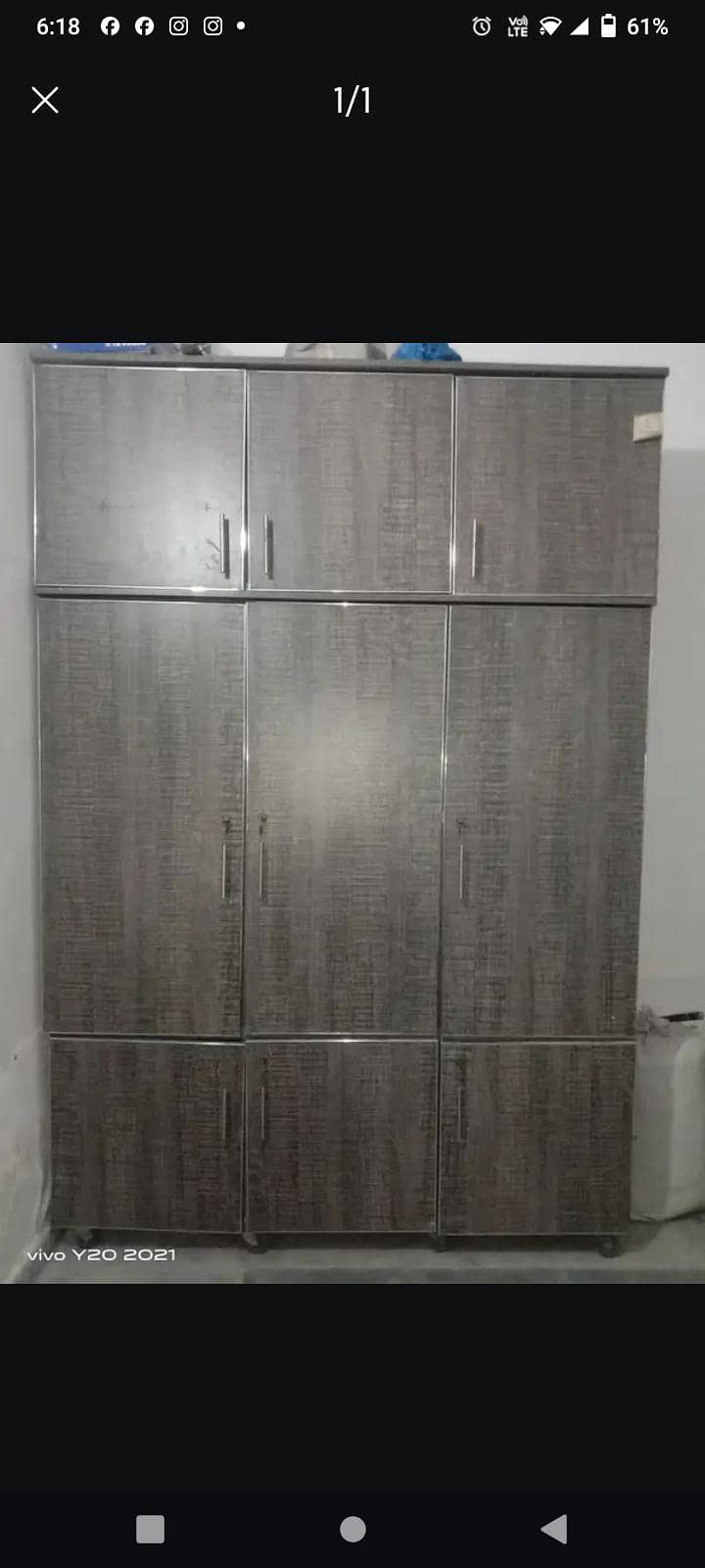 wardrobe 1
