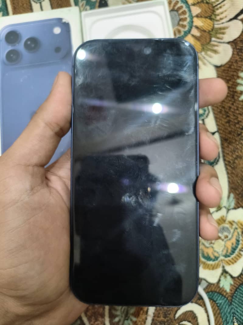 Apple iPhone 17 Pro 6