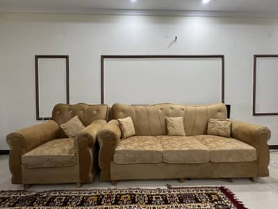 6 seater sofa with table