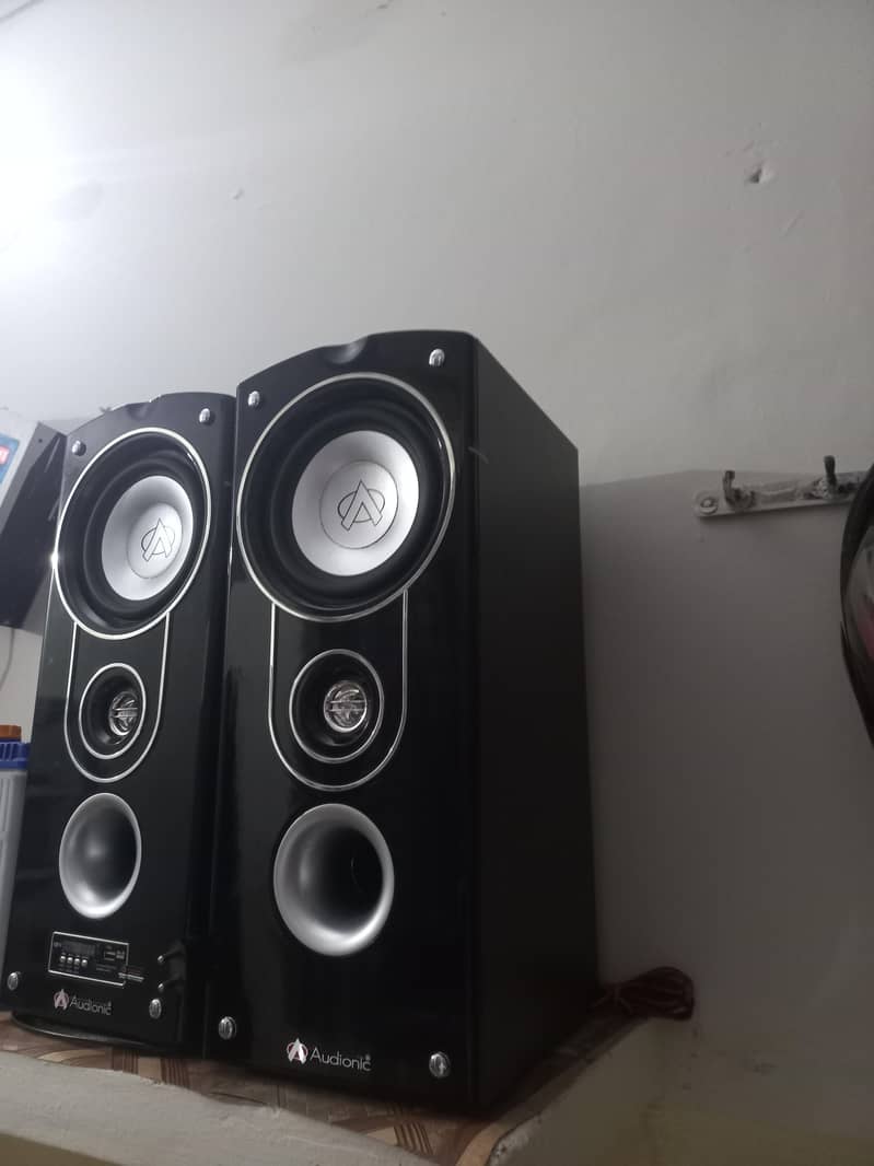 AUDIONIC SPEAKERS 3