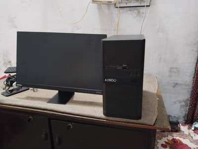 Core i7 4th Gen Desktop PC | 8GB RAM | 256GB + 1TB HDD| Lenovo Monitor