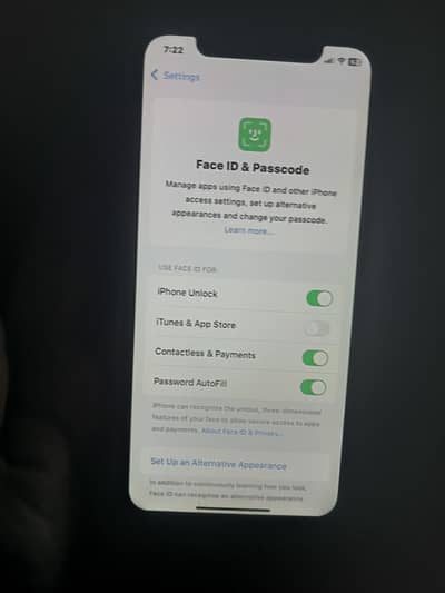 Apple iPhone 11 my WhatsApp number 03704609220