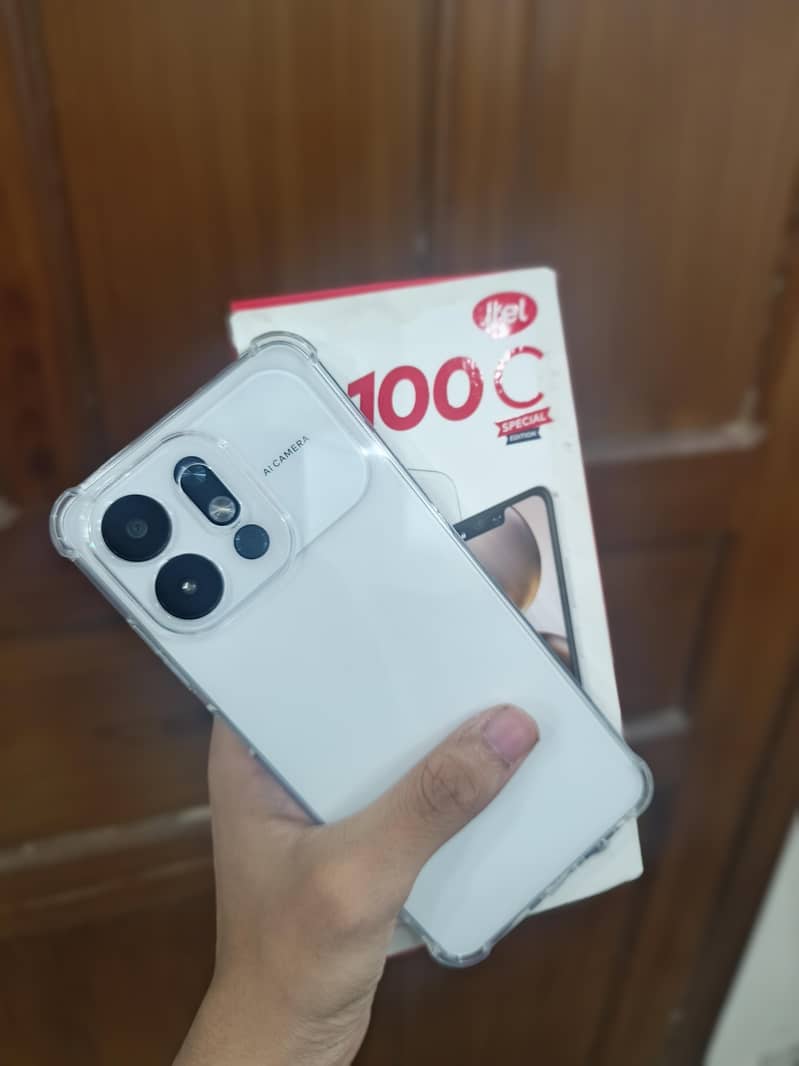 Itel City 100 0
