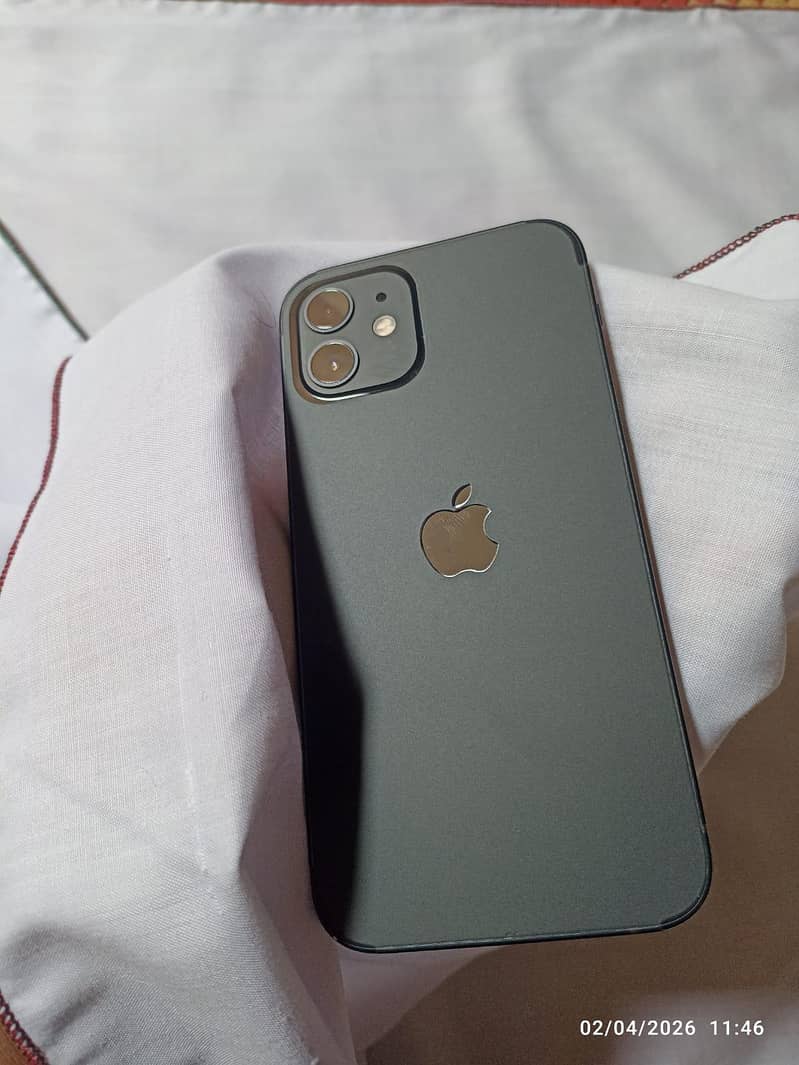 Apple iPhone 12 8
