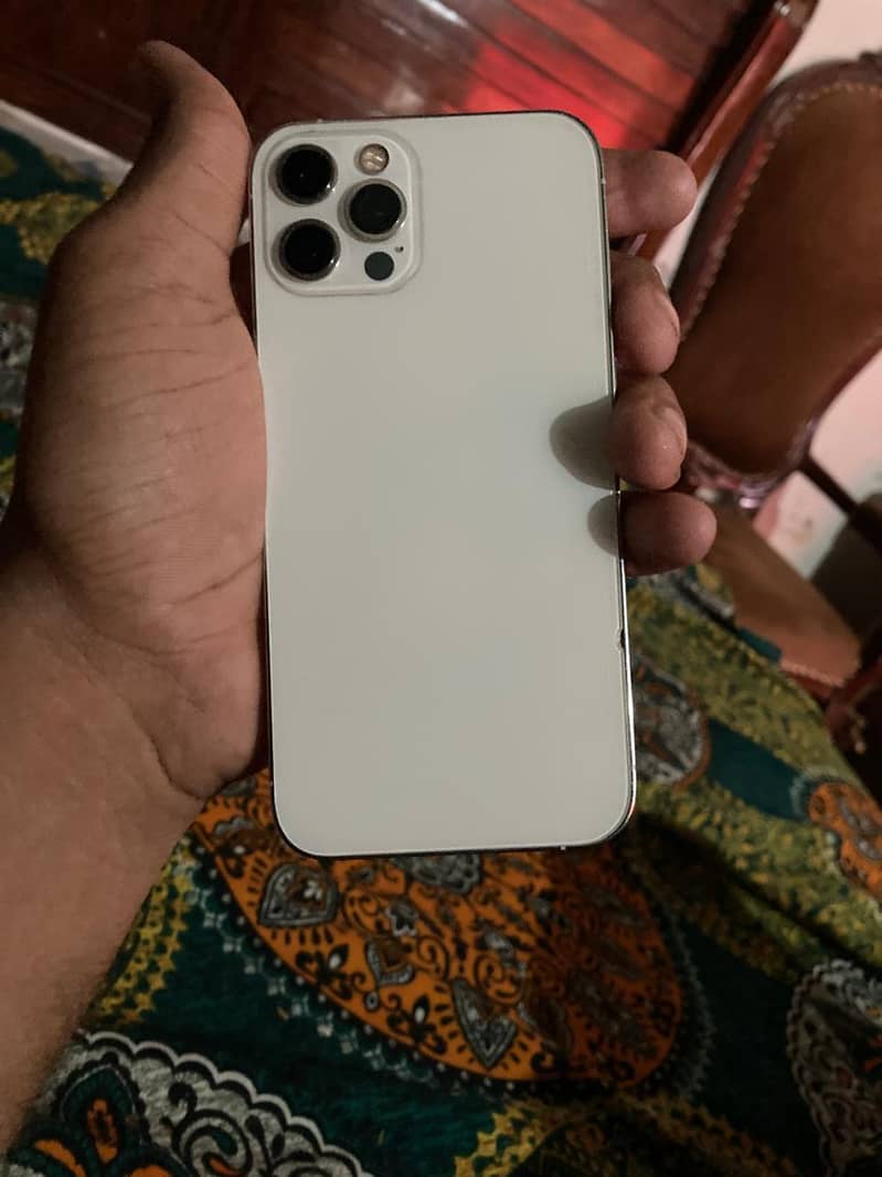 Apple iPhone 12 pro 0
