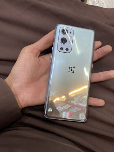 One plus 9 pro 256gb