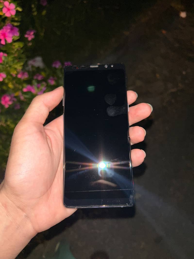 Samsung Mobile Note 8 1