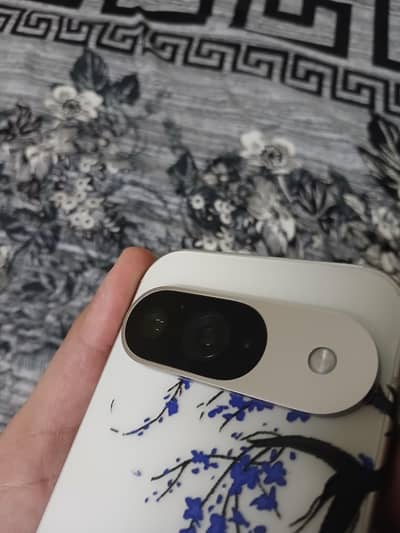 Google Pixel 9