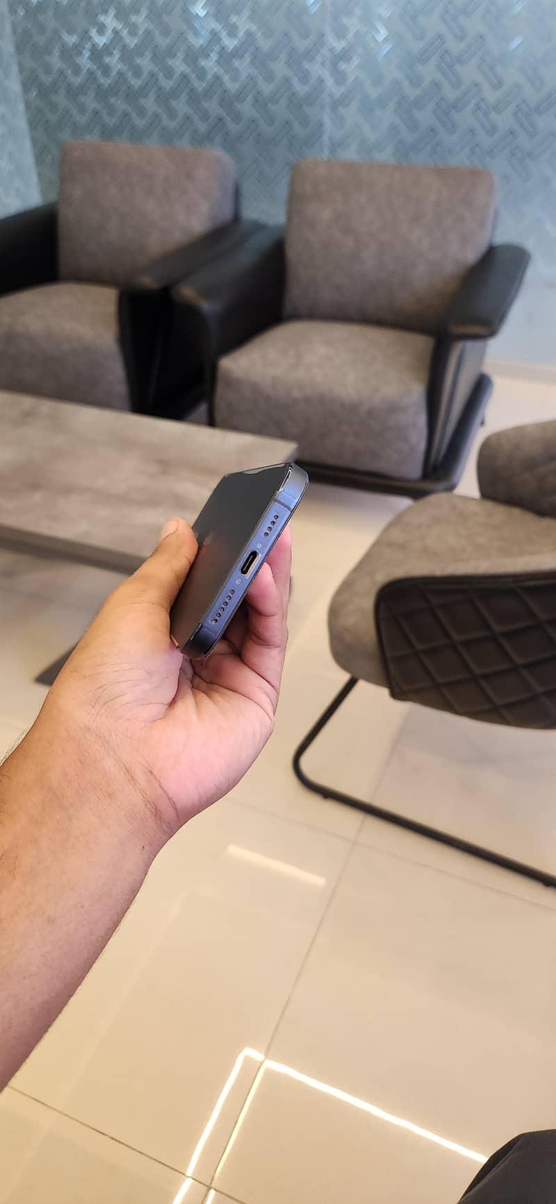 Apple iPhone 15 Pro Max 2