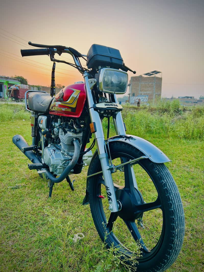 24 Model self start full Lush condition 6