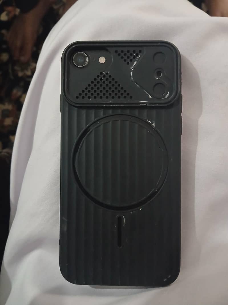 Apple iPhone 8 1