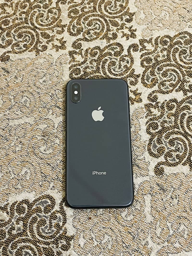 Apple iPhone X 3