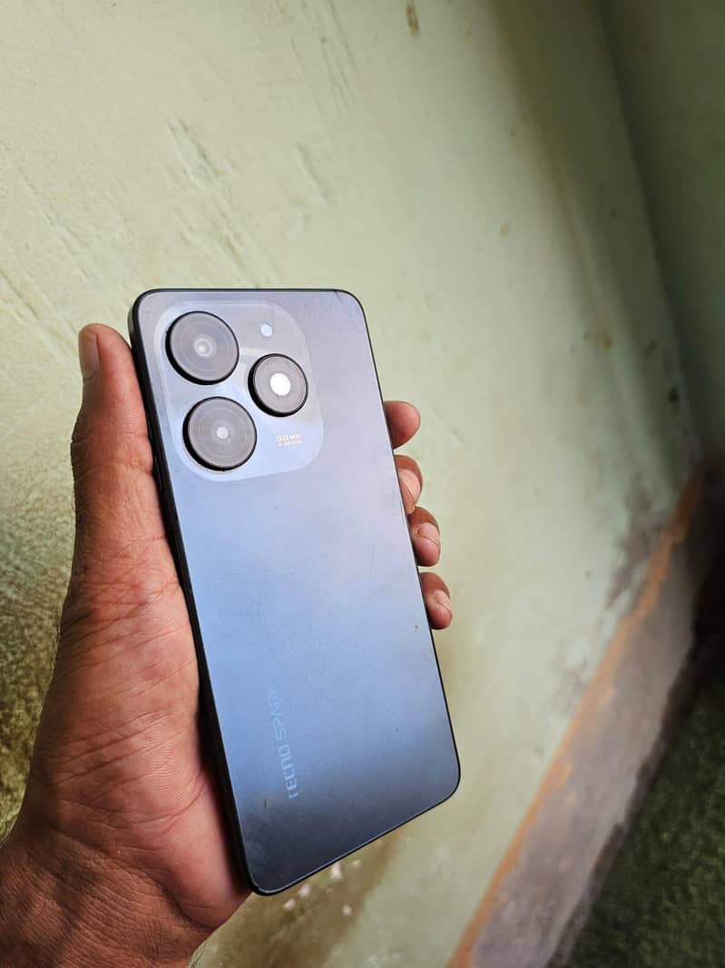 Tecno Spark 20C 1