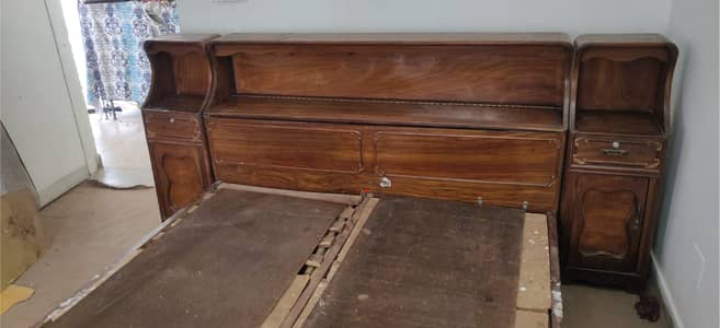 Wooden & Spacious Bed for Sale in Rawalpindi