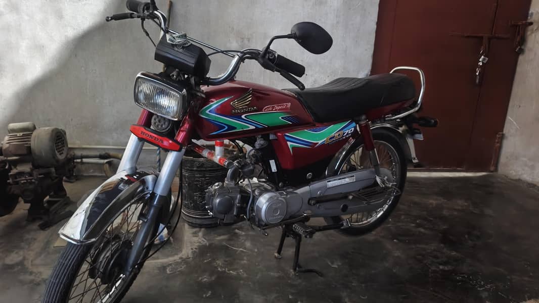 Honda CD70 0