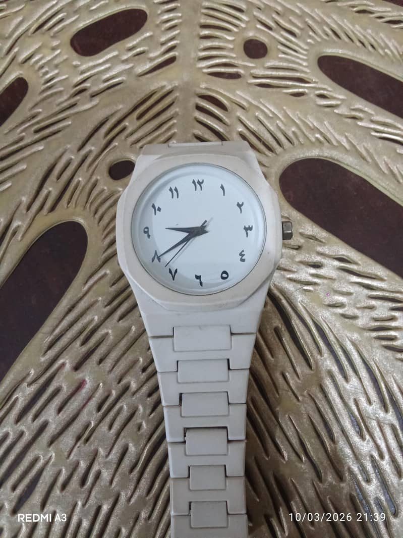 white Arabic aura 0