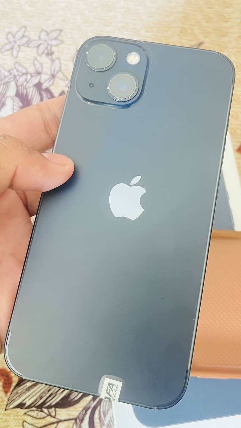 Apple iPhone 13 0