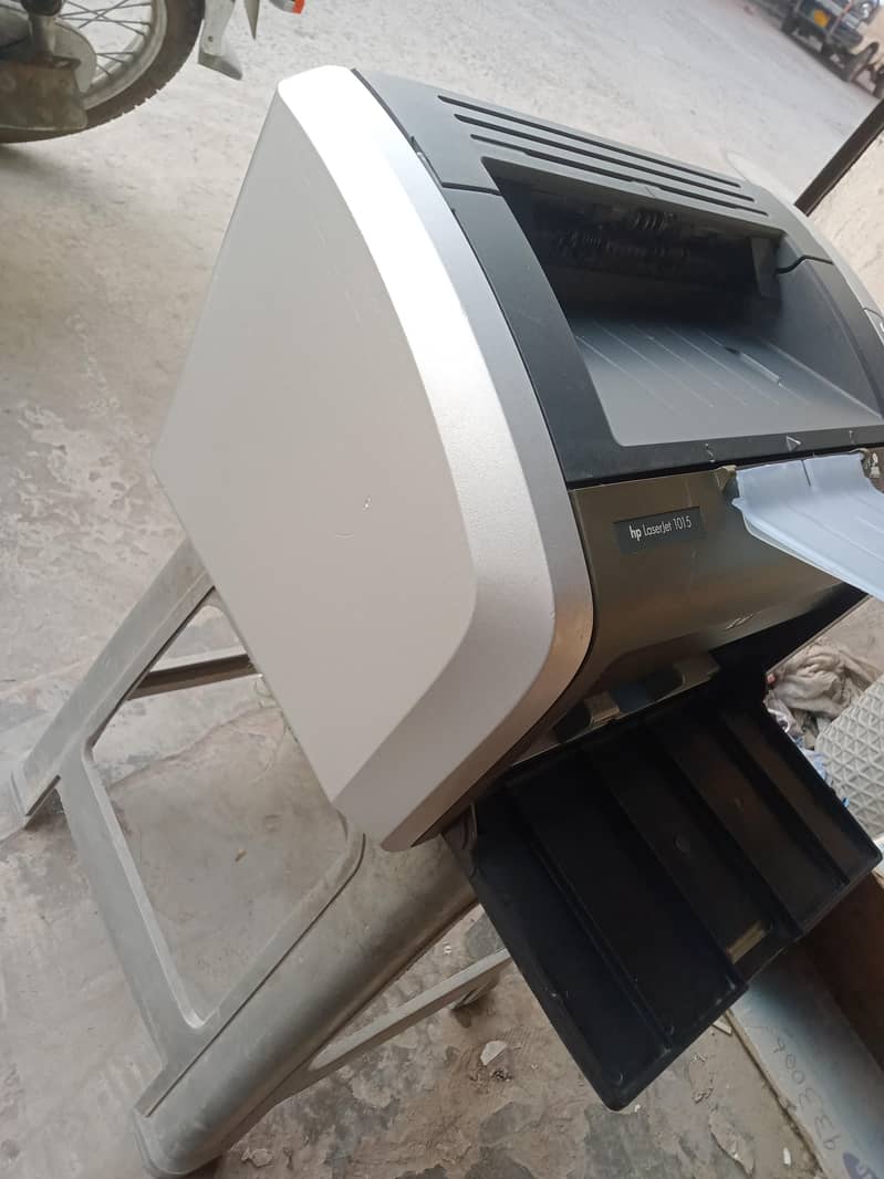 Hp Laserjet printer Model 1015 4