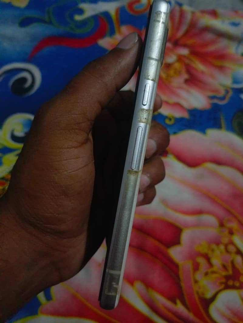 Google Pixel 7a 3
